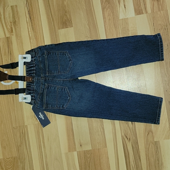 Brand New with Tags 3T Osh Kosh Jeans with suspenders - Picture 4 of 4